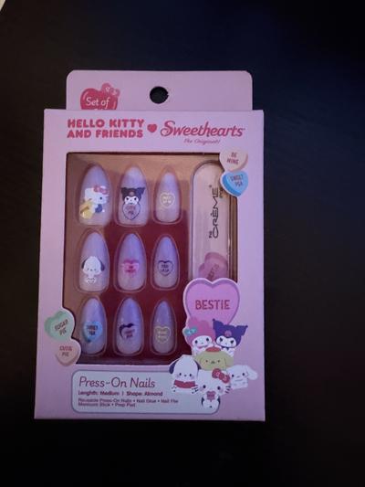 Hello Kitty & Friends Sweetheart Press-On Nails by The Creme Shop