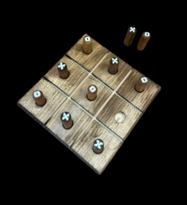 Tic Tac Toe Peg Game
