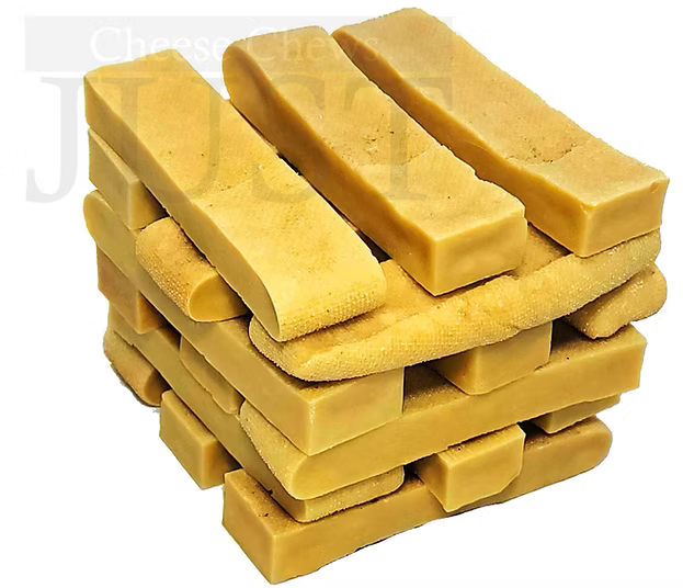 Large Cheese Chew (7-8 oz for dogs > 55 lbs)