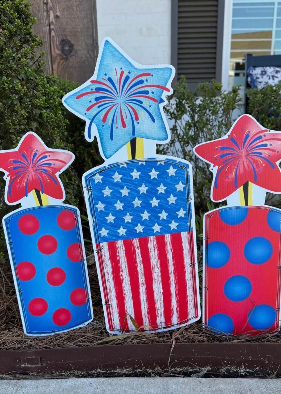 FIREWORK TRIO  YARD ART  ( 1 Set of 3) 