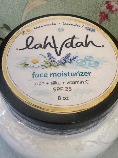 Lahvdah Large Rich&Silky face moisturizer