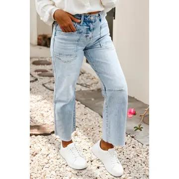 Frayed Cropped Light Wash Jeans