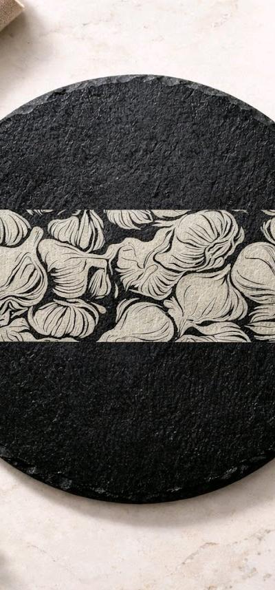 TRIVETS -- GARLIC