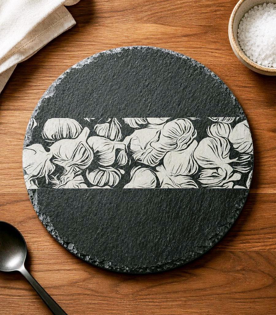 TRIVETS -- GARLIC