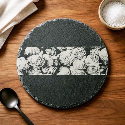 TRIVETS -- GARLIC