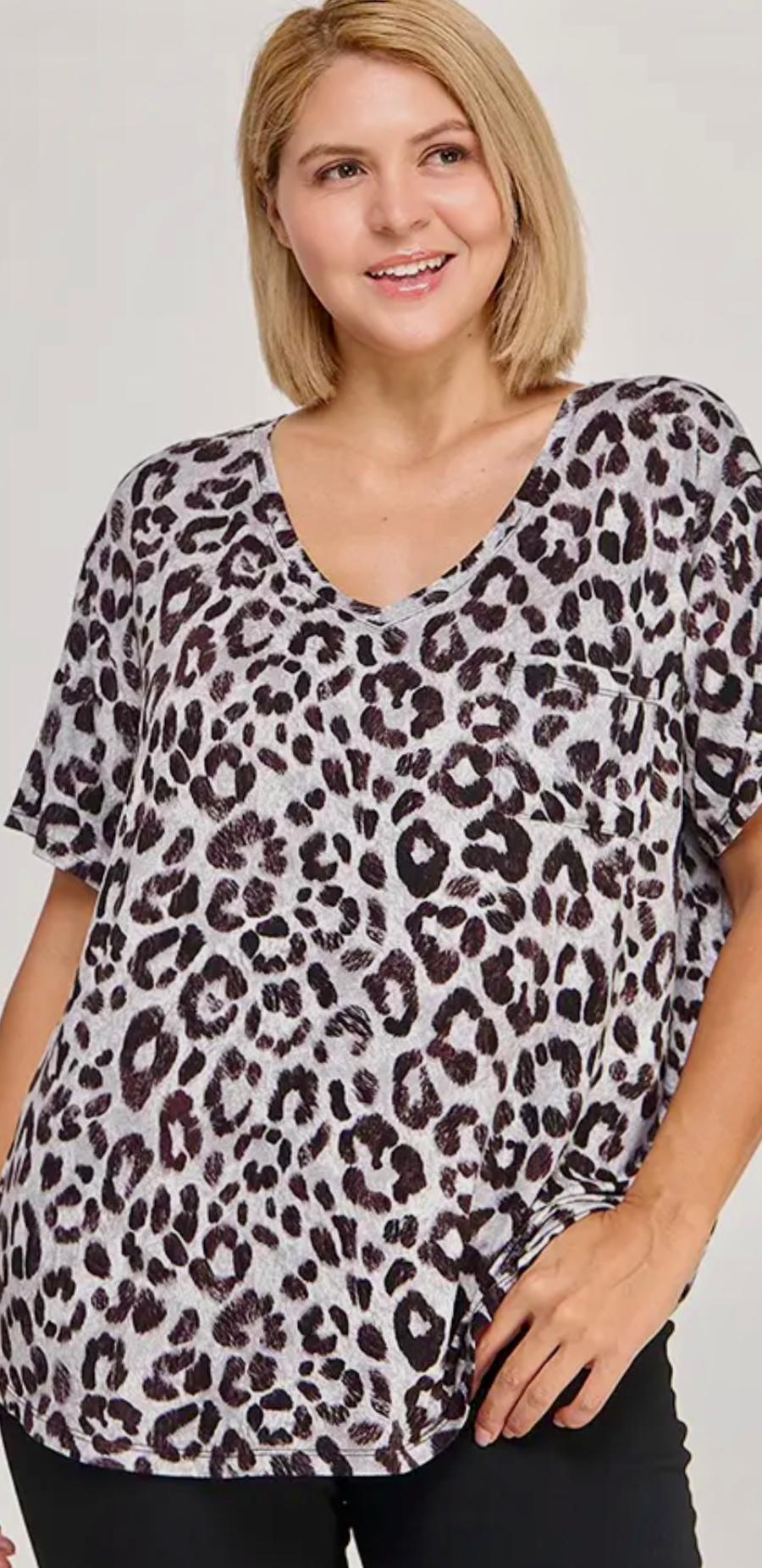 Plus Leopard Print with Front Pocket Short Sleeve Top