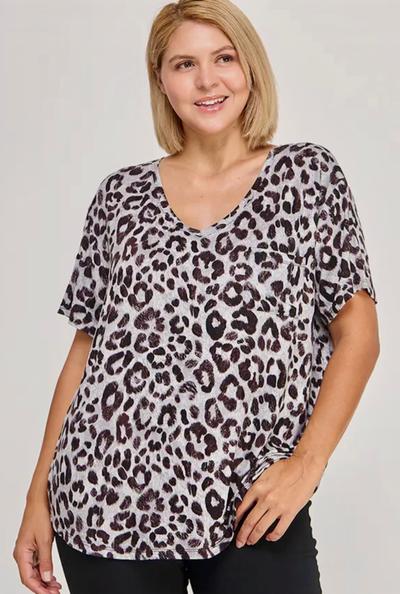 Plus Leopard Print with Front Pocket Short Sleeve Top
