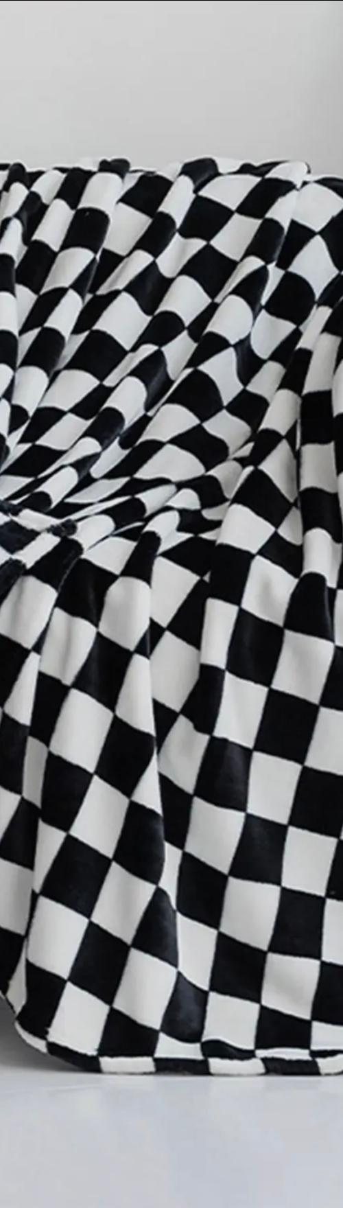 Checkerboard Printed Soft Throw Blanket