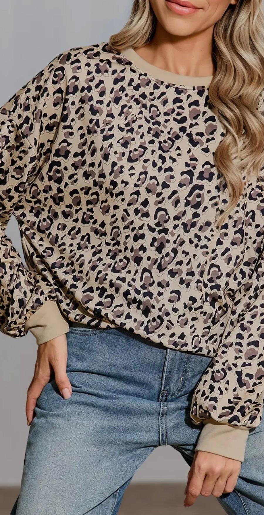 Wild Leopard Print Round Neck Sweatshirt