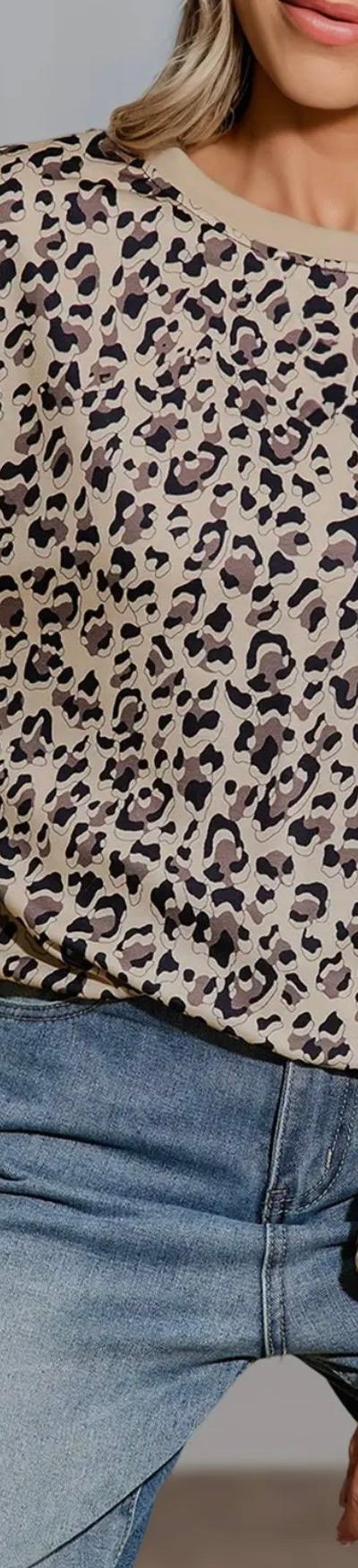 Wild Leopard Print Round Neck Sweatshirt