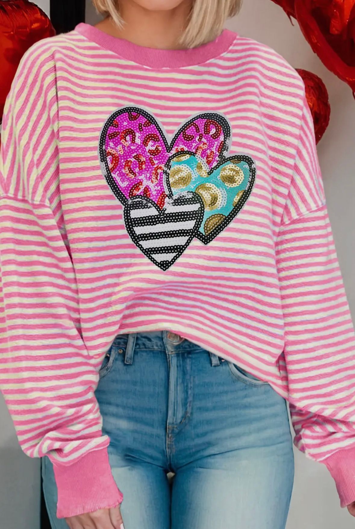 Leopard Heart Patched Graphic Drop Shoulder Top 
