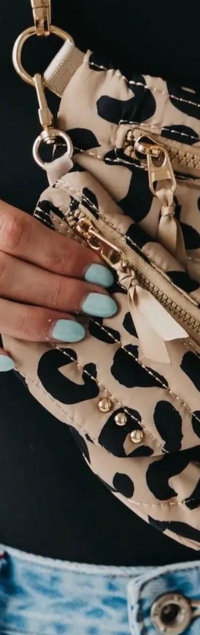 Mini Puffer Bag Charm
