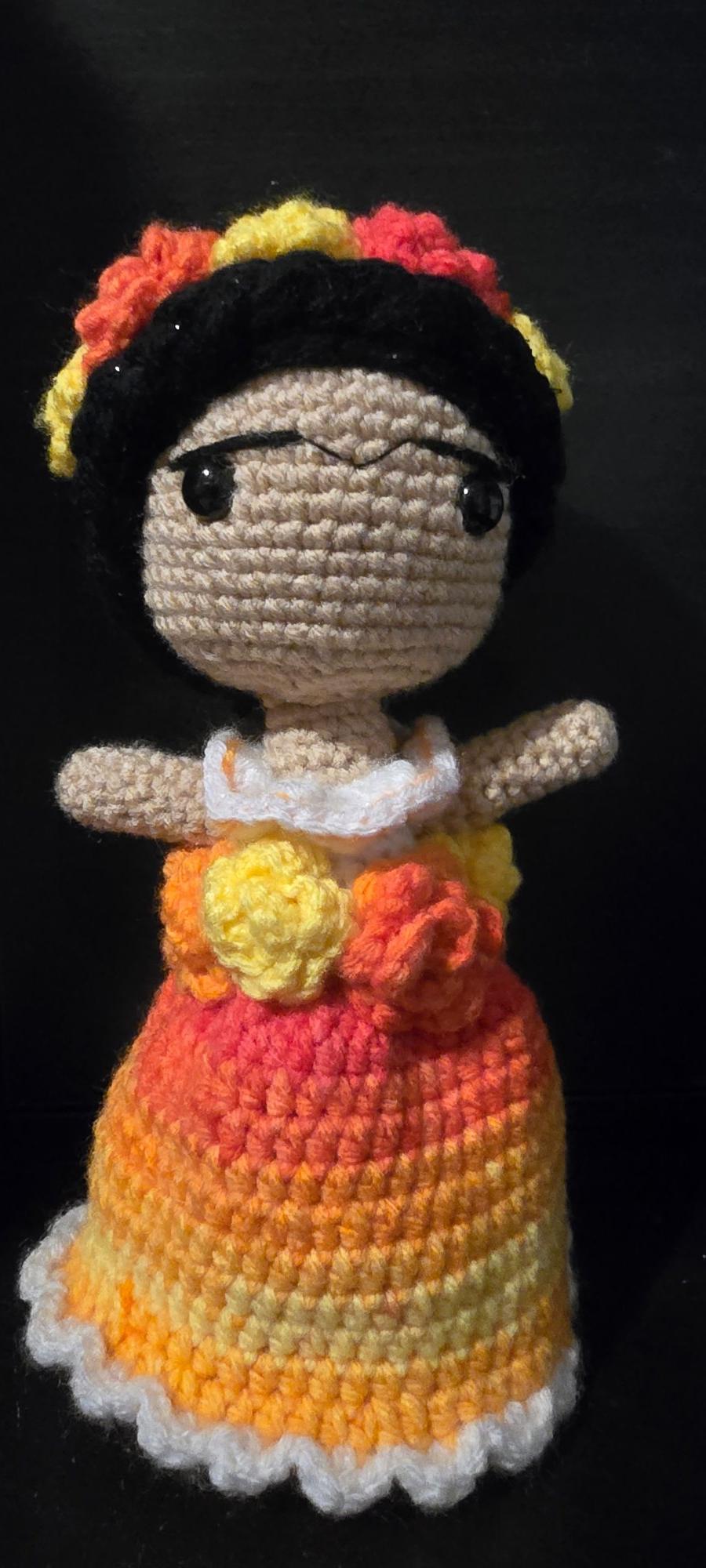 Crochet frida doll